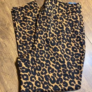 Leopard print jeggings, new with tags!